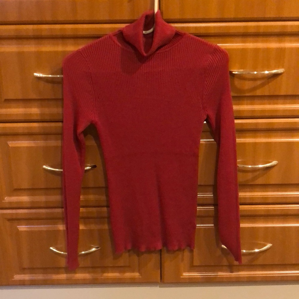 Turtle neck long sleeve